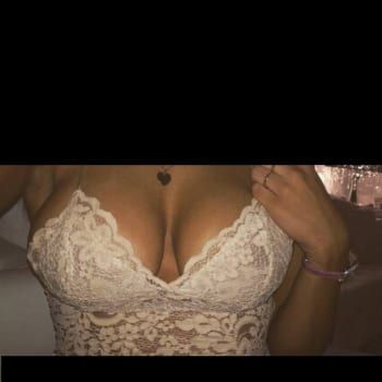 Profil de Elinore, 34 ans, Escort girl à Lessines (Hainaut)